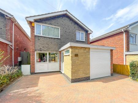 3 bedroom Detached house for sale in Wigston Lane, Aylestone, Leicester