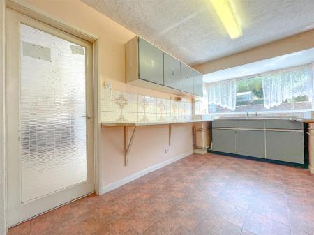 3 bedroom Detached house for sale in Wigston Lane, Aylestone, Leicester