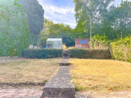 3 bedroom Detached house for sale in Wigston Lane, Aylestone, Leicester