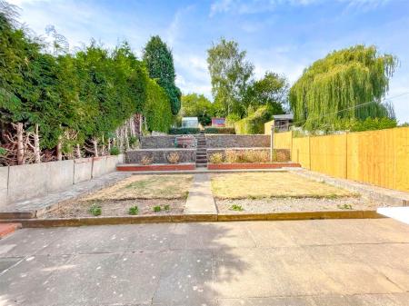 3 bedroom Detached house for sale in Wigston Lane, Aylestone, Leicester