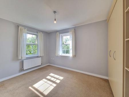 2 bedroom Property to let in Lock Keeper Close, Leicester