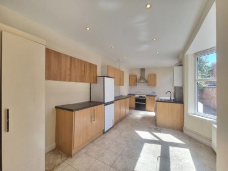 3 bedroom Property to let in Sweetbriar Road, Leicester