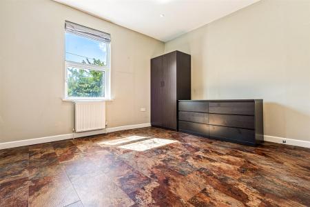 3 bedroom Terraced House for sale in Knighton Fields Road West, Knighton Fields, Leicester
