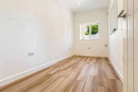 3 bedroom Terraced House for sale in Knighton Fields Road West, Knighton Fields, Leicester