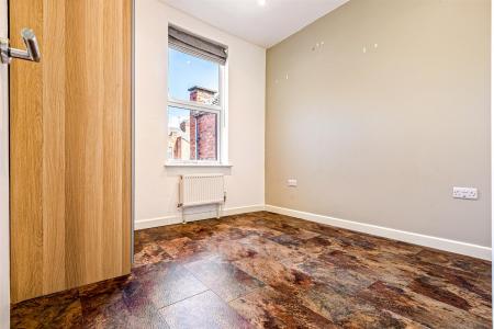 3 bedroom Terraced House for sale in Knighton Fields Road West, Knighton Fields, Leicester