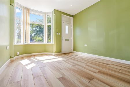 3 bedroom Terraced House for sale in Knighton Fields Road West, Knighton Fields, Leicester