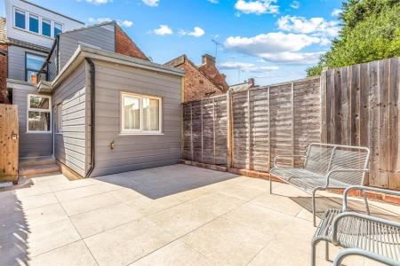 3 bedroom Terraced House for sale in Knighton Fields Road West, Knighton Fields, Leicester