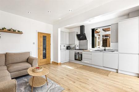 3 bedroom Semi-detached house for sale in Scraptoft Lane, Leicester