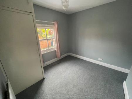 2 bedroom Property to let in Montague Road, Leicester