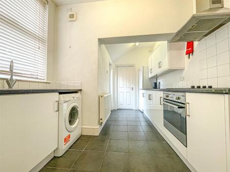 3 bedroom Terraced House for sale in Winchester Avenue, Leicester