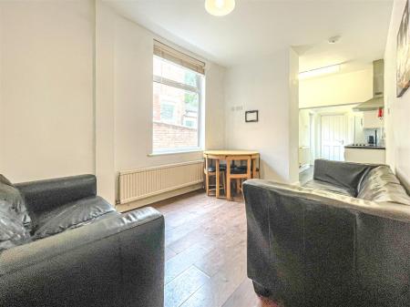 3 bedroom Terraced House for sale in Winchester Avenue, Leicester