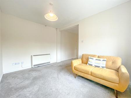2 bedroom Apartment for sale in Ronald Court, Avenue Road, Stoneygate