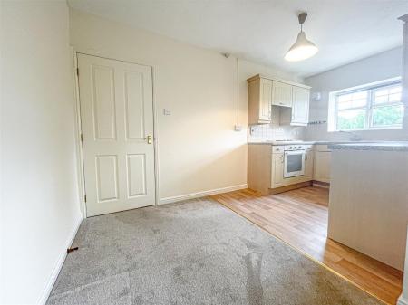 2 bedroom Apartment for sale in Ronald Court, Avenue Road, Stoneygate