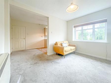2 bedroom Apartment for sale in Ronald Court, Avenue Road, Stoneygate
