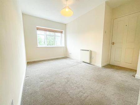2 bedroom Apartment for sale in Ronald Court, Avenue Road, Stoneygate