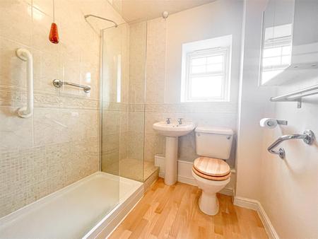 2 bedroom Apartment for sale in Ronald Court, Avenue Road, Stoneygate