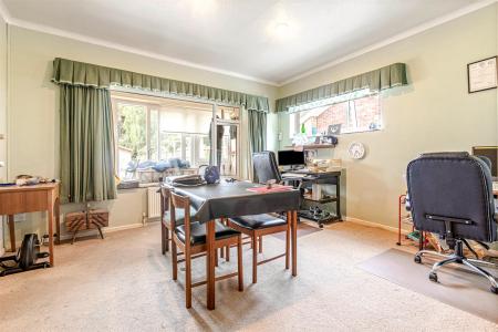 3 bedroom Bungalow for sale in Rectory Road, Wanlip, Leicester