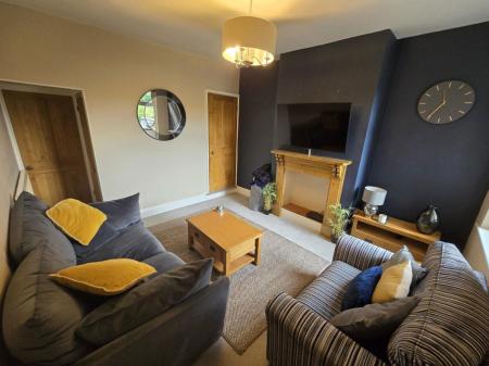 2 bedroom Property to let in Leopold Road, Leicester