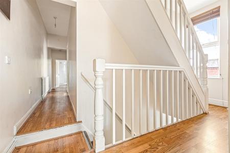 4 bedroom Terraced House for sale in Wilberforce Road, West End