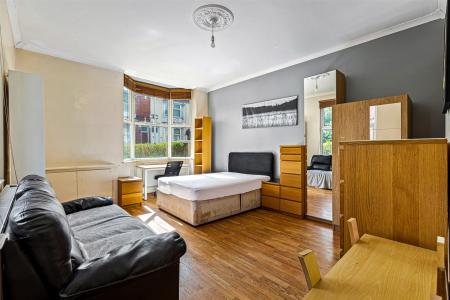 4 bedroom Terraced House for sale in Wilberforce Road, West End