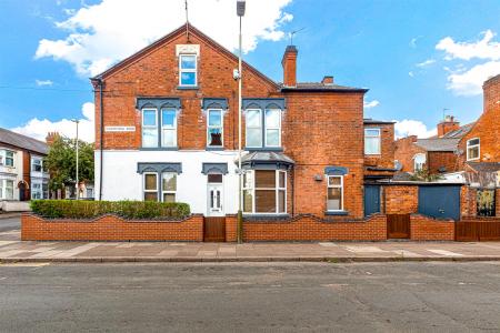 4 bedroom Terraced House for sale in Wilberforce Road, West End