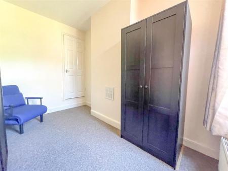 2 bedroom Property to let in Edward Road, Leicester
