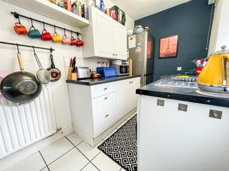 2 bedroom Terraced House for sale in St Leonards Road, Clarendon Park, Leicester