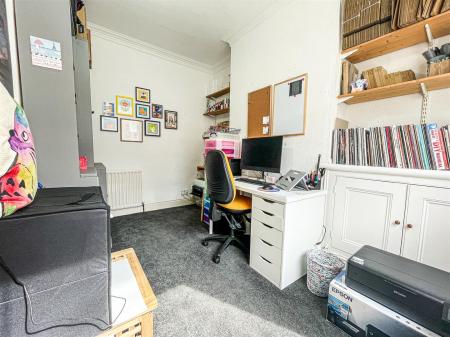 2 bedroom Terraced House for sale in St Leonards Road, Clarendon Park, Leicester