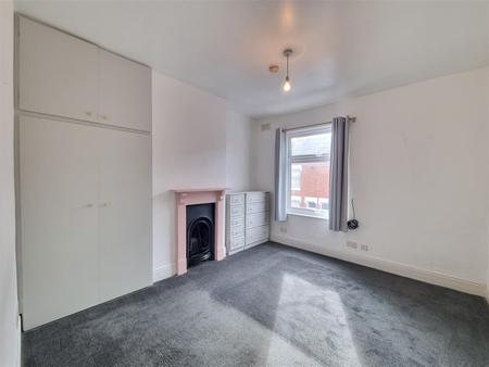 2 bedroom Terraced House for sale in St Leonards Road, Clarendon Park, Leicester