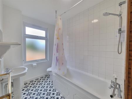 2 bedroom Terraced House for sale in St Leonards Road, Clarendon Park, Leicester