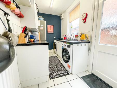 2 bedroom Terraced House for sale in St Leonards Road, Clarendon Park, Leicester