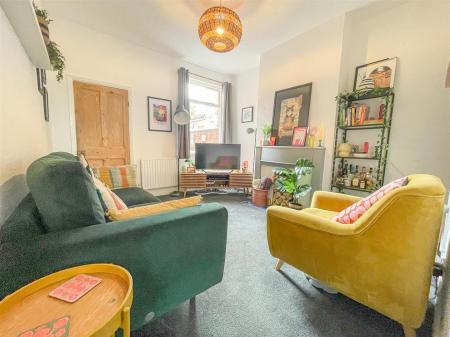 2 bedroom Terraced House for sale in St Leonards Road, Clarendon Park, Leicester