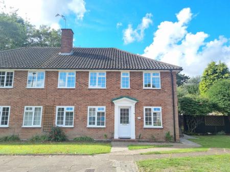 2 bedroom Property to let in Cedars Court, Leicester