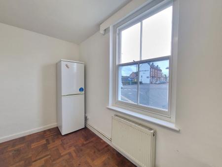 4 bedroom Property to let in Church Gate, Derby