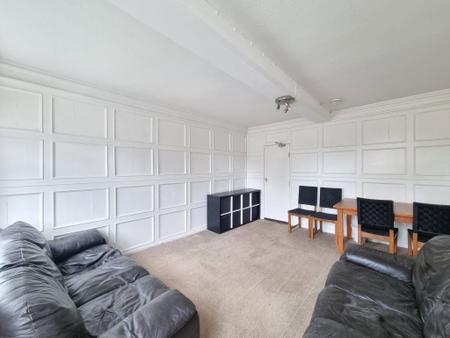 4 bedroom Property to let in Church Gate, Derby