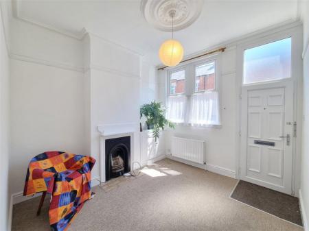 2 bedroom Property to let in Cecilia Road, Leicester