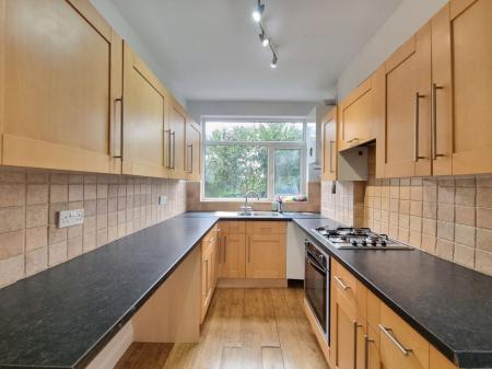 3 bedroom Property to let in Asquith Boulevard, Leicester