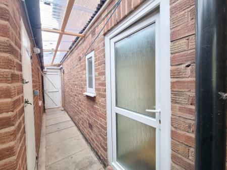 3 bedroom Property to let in Asquith Boulevard, Leicester