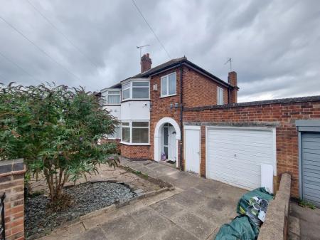 3 bedroom Property to let in Asquith Boulevard, Leicester