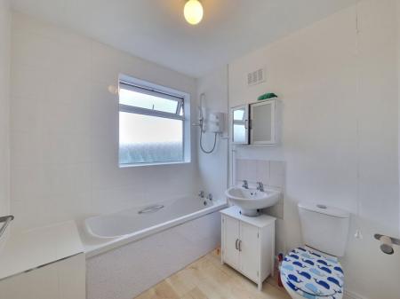 3 bedroom Property to let in Asquith Boulevard, Leicester