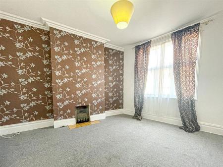 3 bedroom Property to let in Fleetwood Road, Leicester