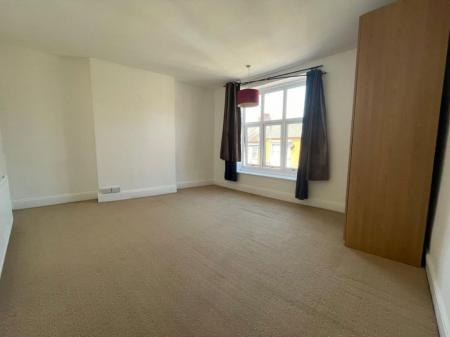 3 bedroom Property to let in Fleetwood Road, Leicester