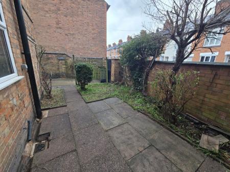 3 bedroom Property to let in Fleetwood Road, Leicester