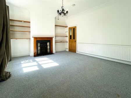 3 bedroom Property to let in Fleetwood Road, Leicester
