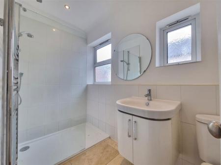 3 bedroom Property to let in St Dunstan Road, Leicester