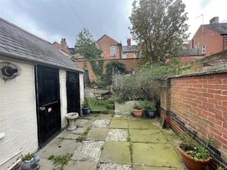 3 bedroom Property to let in St Dunstan Road, Leicester