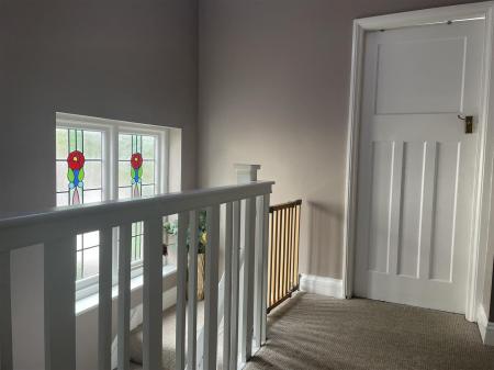 4 bedroom Semi-detached house for sale in Queen Street, Oadby, Leicester