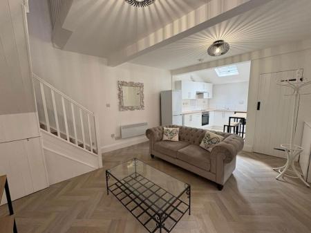1 bedroom Property to let in St Albans Road, Leicester