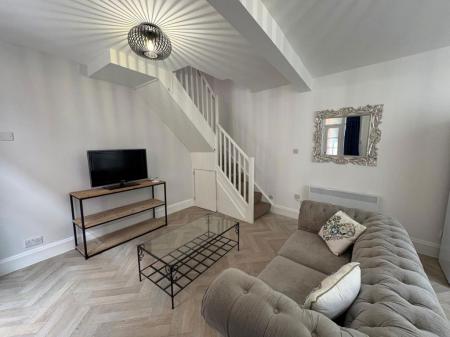 1 bedroom Property to let in St Albans Road, Leicester