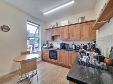 1 bedroom Property to let in Queens Road, Leicester